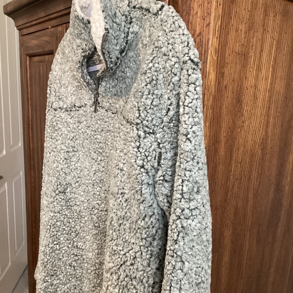 Super fluffy fleece 1/4 zip pullover